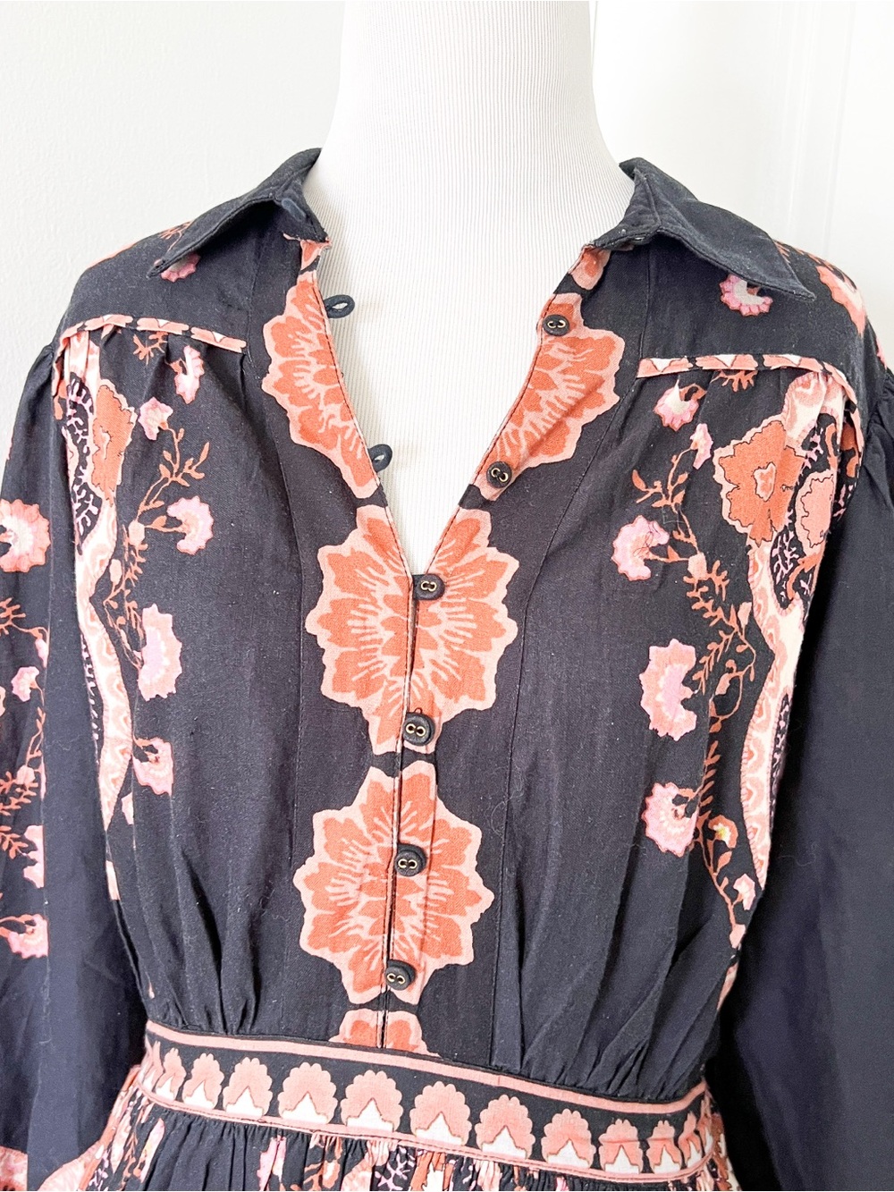 Cleobella Black Floral Button-Front Dress with Orange and Pink Accents - Medium - Picture 3 of 6